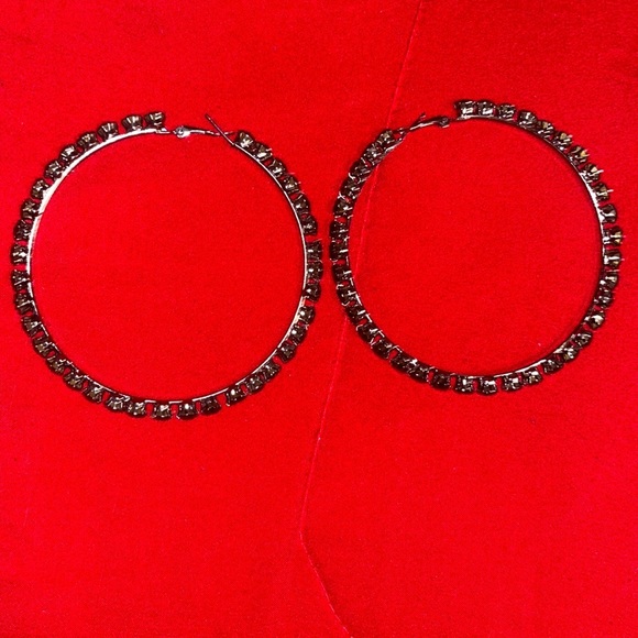 1 pair Rhinestone Decor Hoop Earrings - Picture 2 of 4